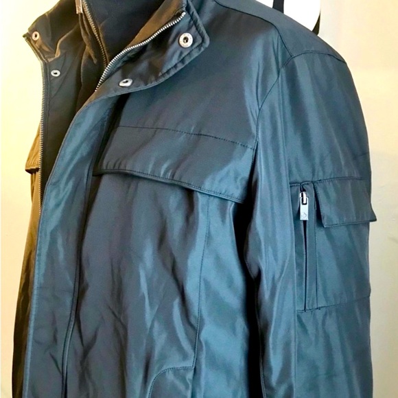 Kenneth Cole Reaction (L) Gray Jacket - Picture 3 of 10